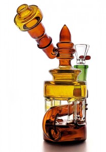 Crafted for Connoisseurs 181mm High Borosilicate Recycler Glass Water Pipe Customizable