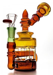 Crafted for Connoisseurs 181mm High Borosilicate Recycler Glass Water Pipe Customizable