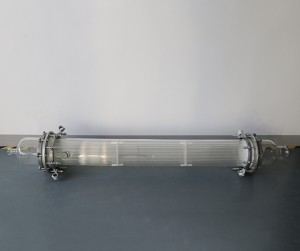 Glass tube condenser